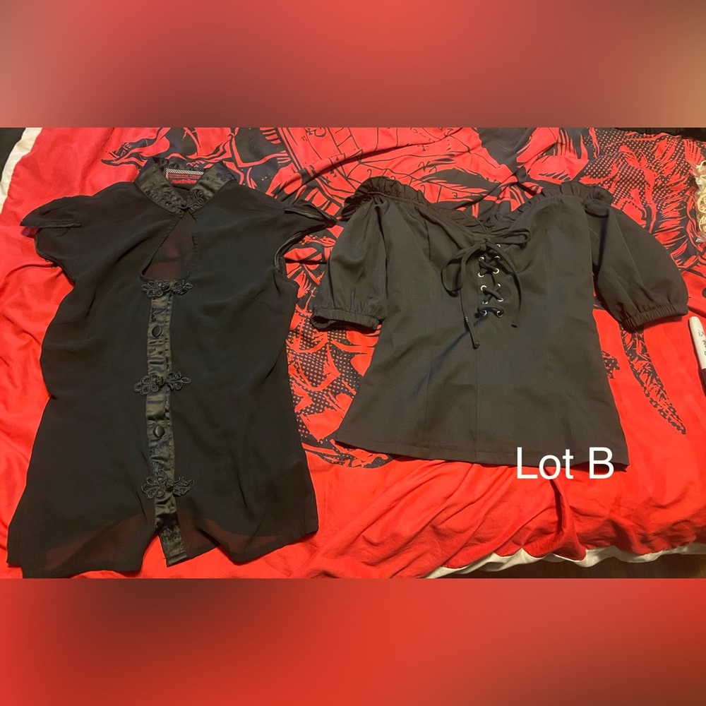 Women’s tops size S